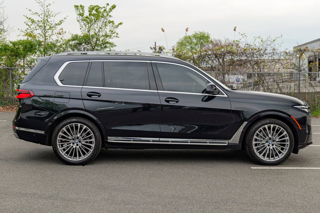 Used 2024 BMW X7 xDrive40i w/ Executive Package AWD/4WD image 8