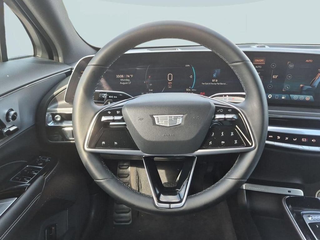 Used 2024 Cadillac Lyriq Tech AWD/4WD image 14