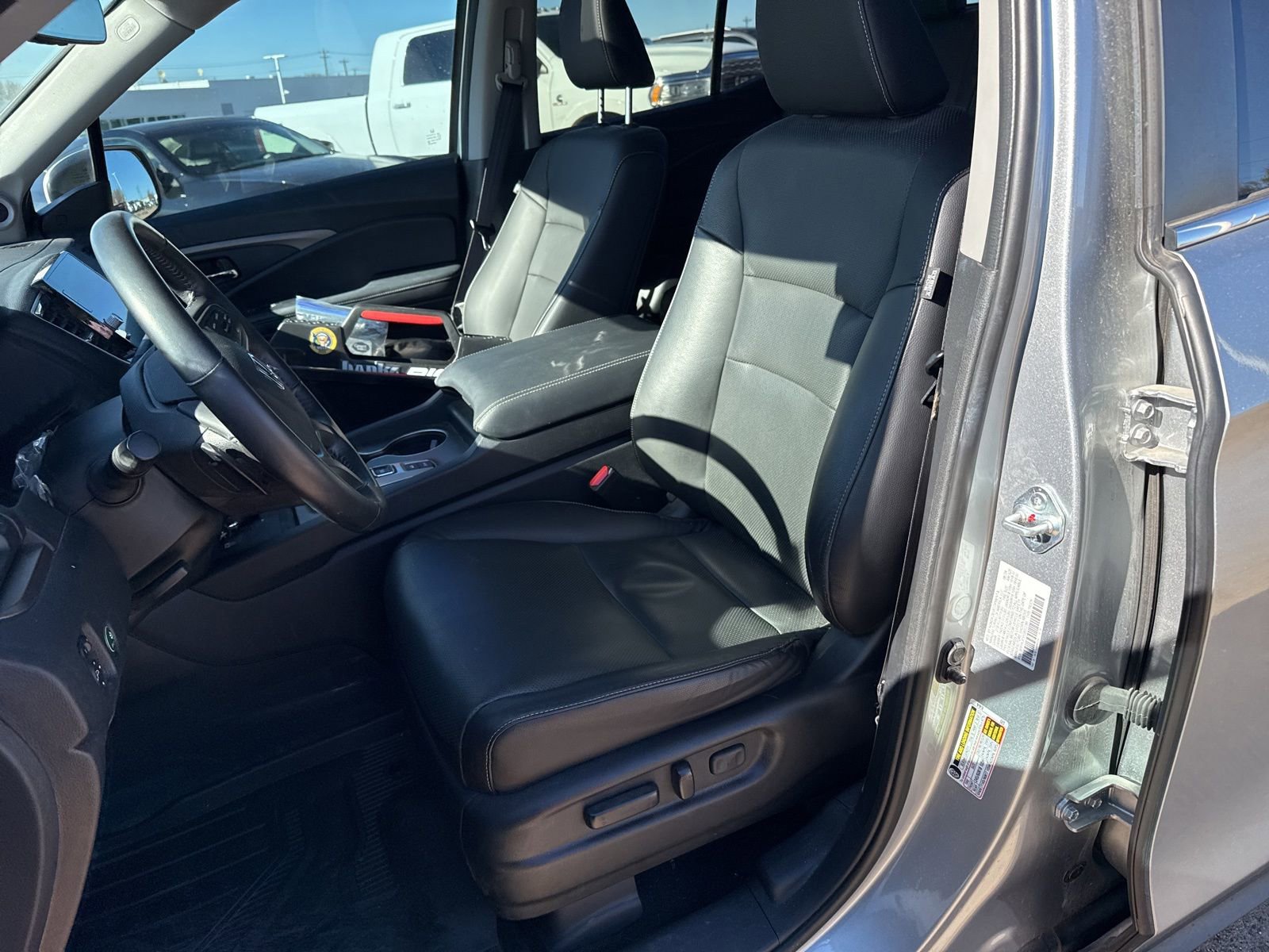 Used 2025 Honda Ridgeline RTL image 12