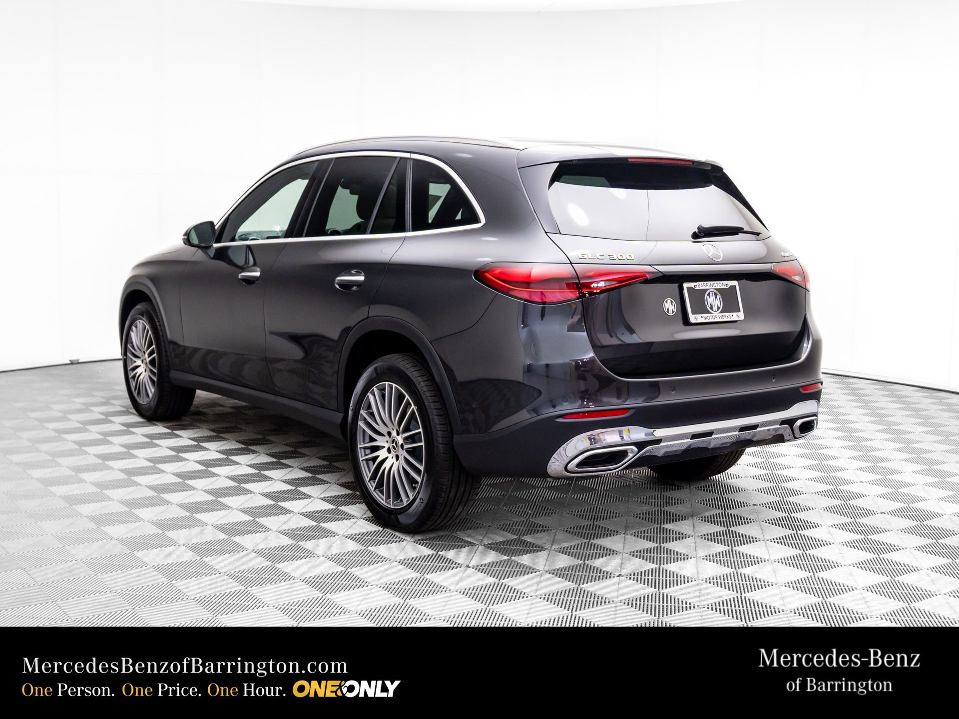 New 2026 Mercedes-Benz GLC 300 4MATIC image 3