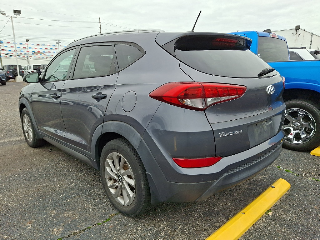 Used 2016 Hyundai Tucson SE w/ Option Group 02 AWD/4WD image 6