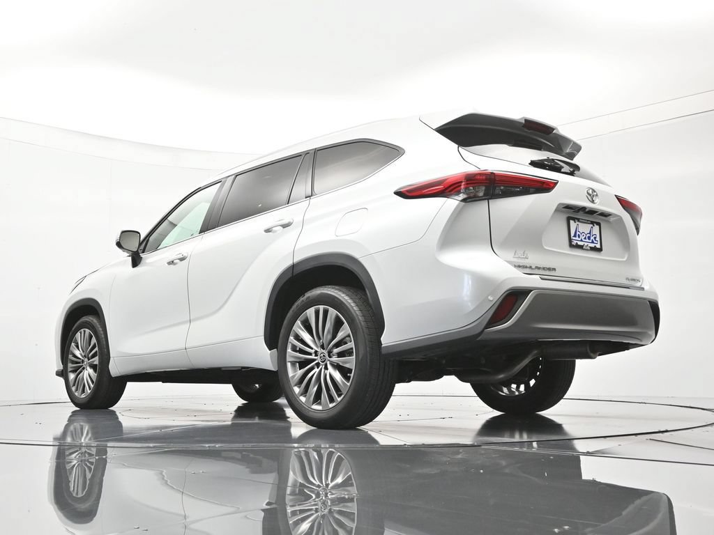 Used 2022 Toyota Highlander Platinum FWD image 45