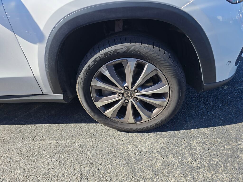 Used 2022 Mercedes-Benz GLE 350 4MATIC image 3