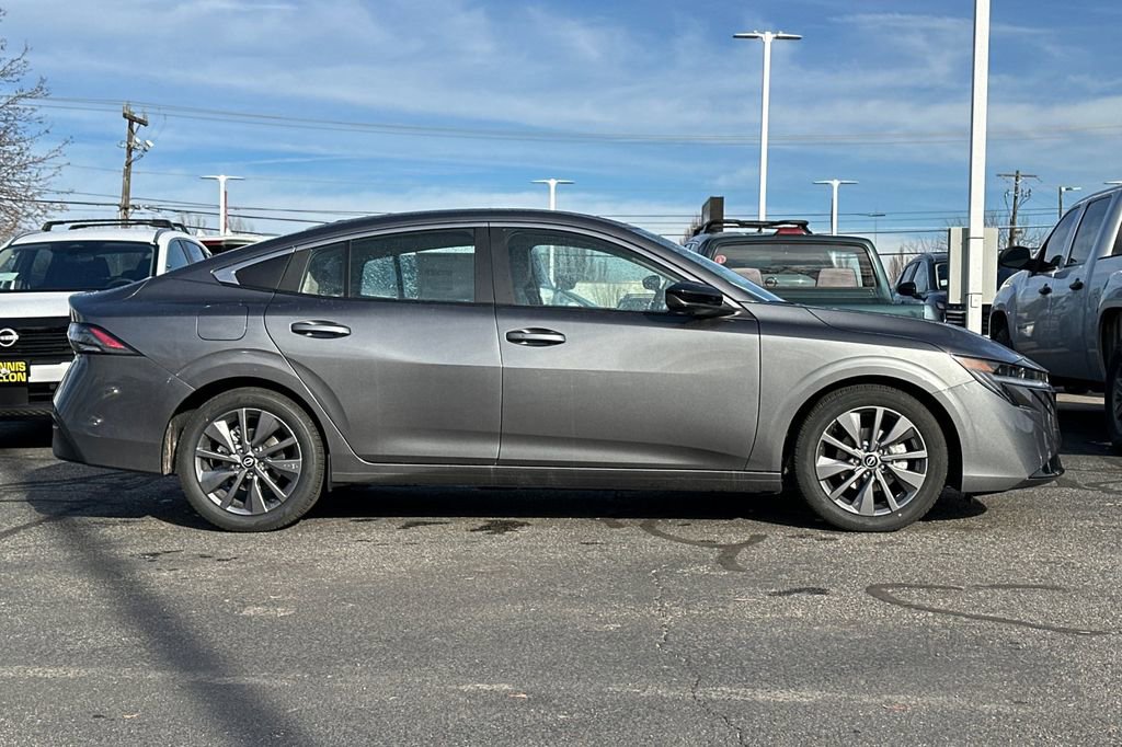 New 2026 Nissan Sentra SL w/ Floor Mat Package image 3