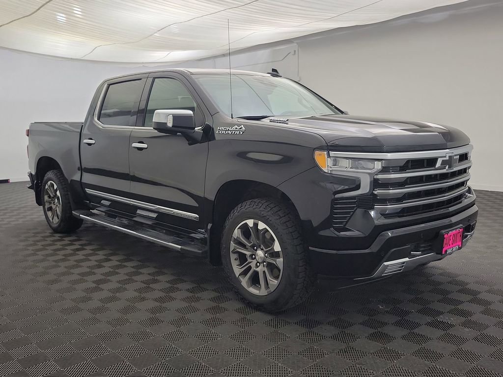 Used 2024 Chevrolet Silverado 1500 High Country w/ Technology Package image 6