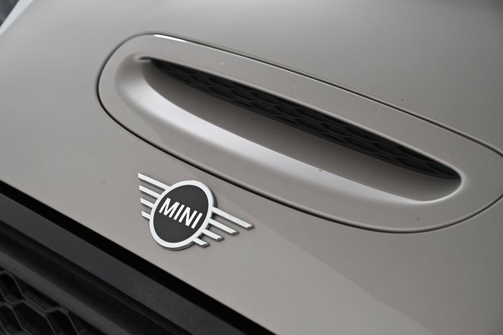 Used 2023 MINI Cooper S w/ Signature Upholstery Package image 13