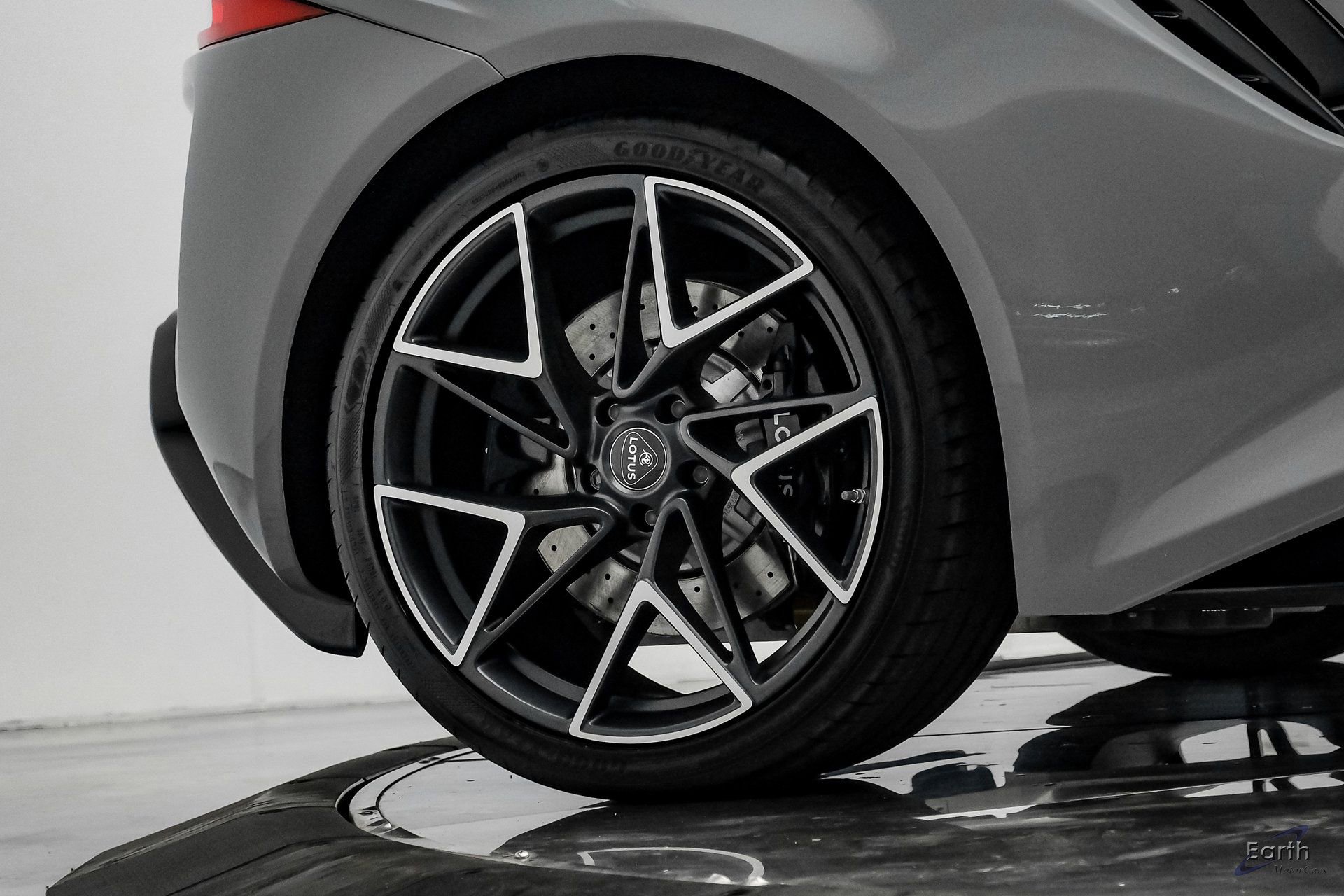 New 2026 Lotus Emira V6 SE Touring RWD image 94