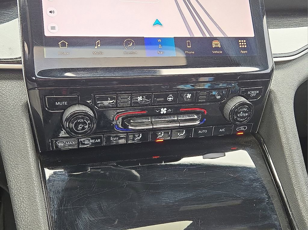 Used 2022 Jeep Grand Cherokee Trailhawk w/ Advanced Protech Group II image 29