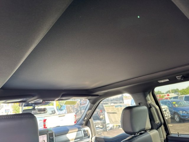 New 2025 Ford F350 Platinum w/ FX4 Off-Road Package image 8