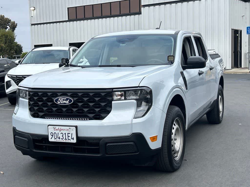 Used 2025 Ford Maverick XL FWD image 1