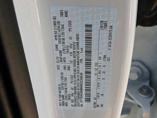 Used 2024 Ford F250 Platinum w/ Tremor Off-Road Package image 26