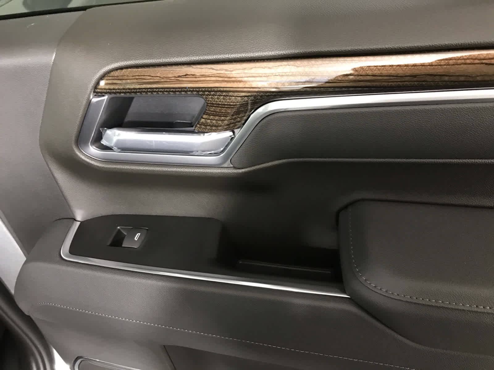 New 2026 Chevrolet Silverado 1500 LT image 17