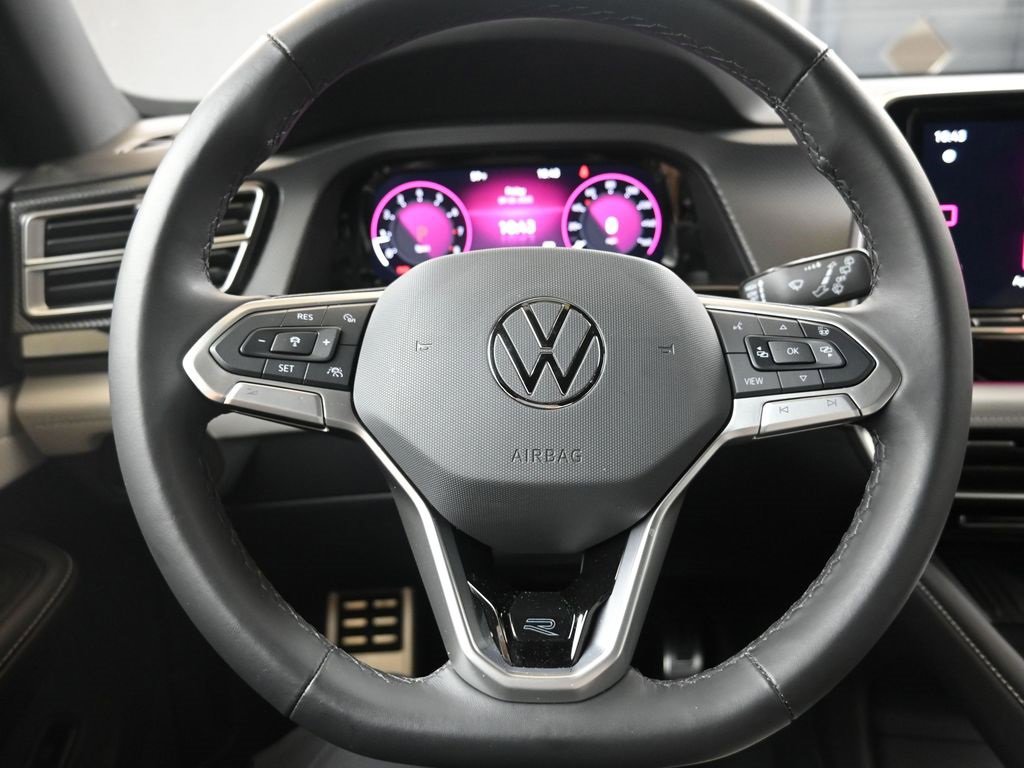 Certified 2025 Volkswagen Atlas Cross Sport SEL Premium R-Line image 26