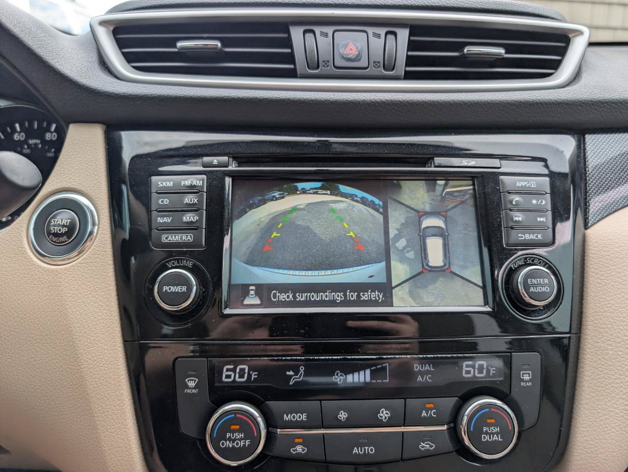 Used 2015 Nissan Rogue SL FWD image 16