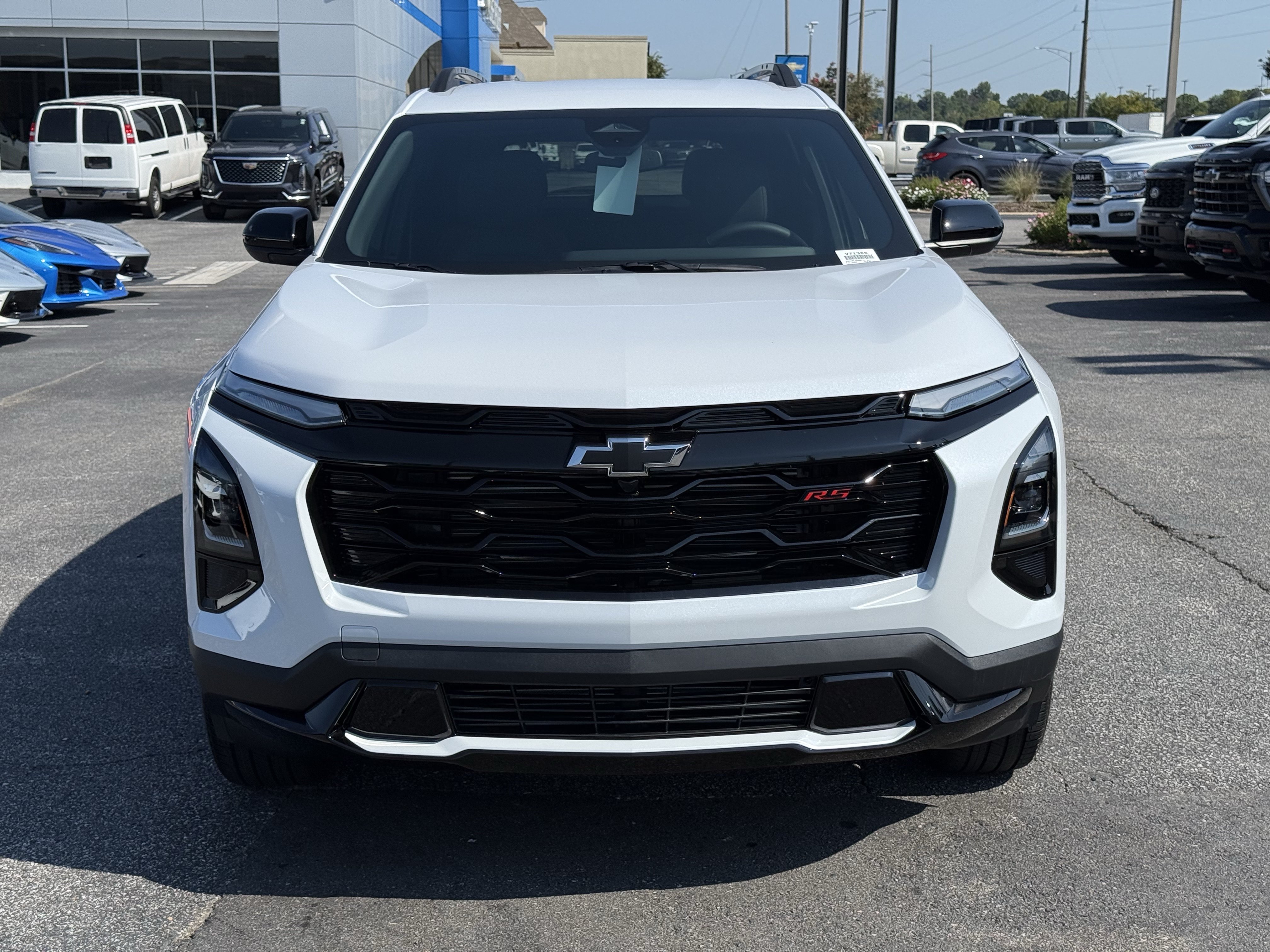 New 2027 Chevrolet Equinox RS FWD image 3