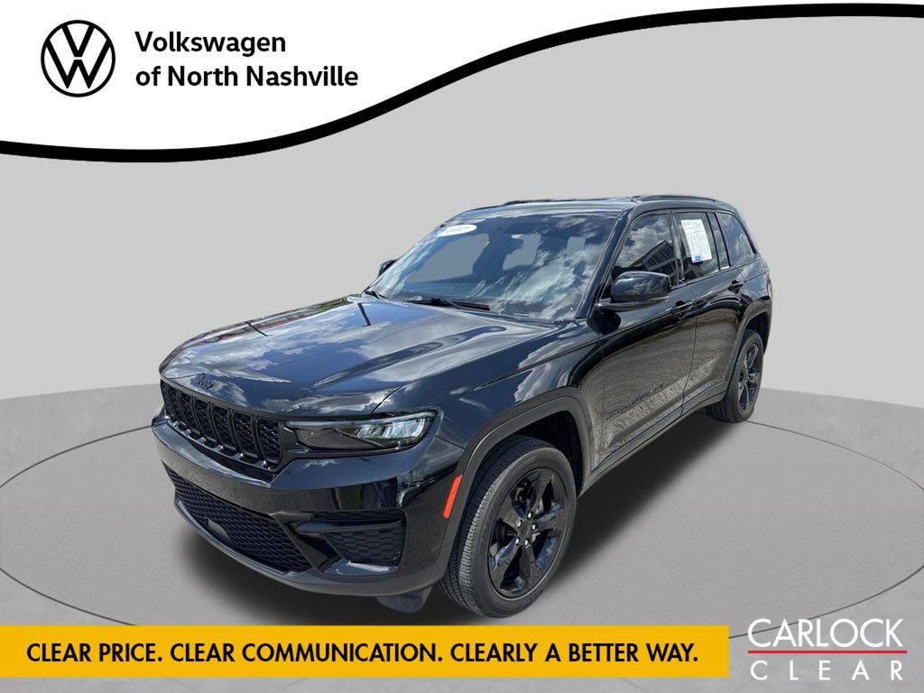 Used 2023 Jeep Grand Cherokee Altitude AWD/4WD image 1