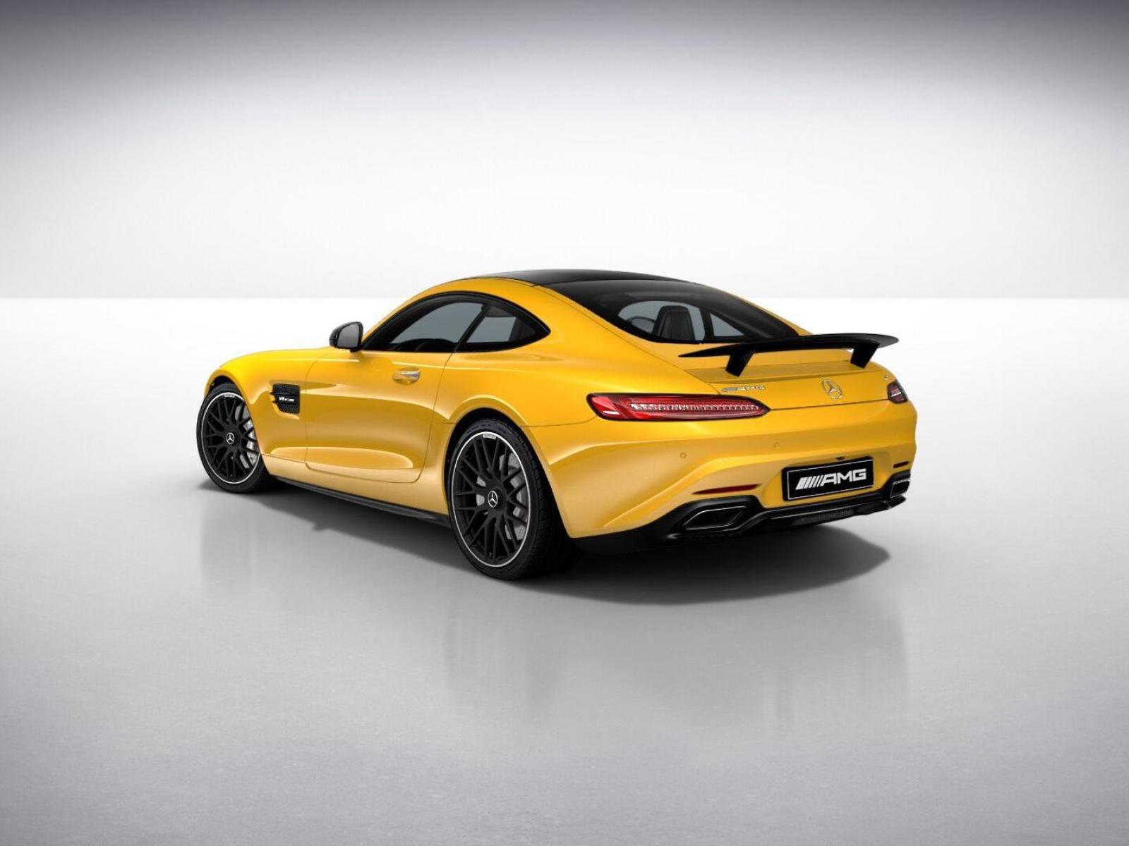 Used 2017 Mercedes-Benz AMG GT Coupe image 28