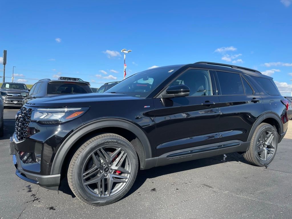 New 2026 Ford Explorer ST-Line w/ ST-Line Street Pack image 6