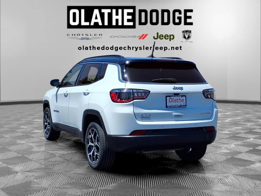 Certified 2025 Jeep Compass Limited AWD/4WD image 3