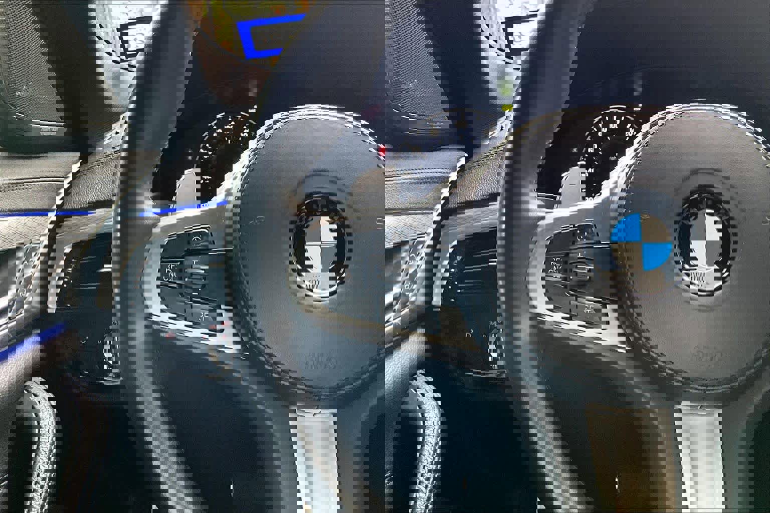 Used 2017 BMW 540i xDrive image 23