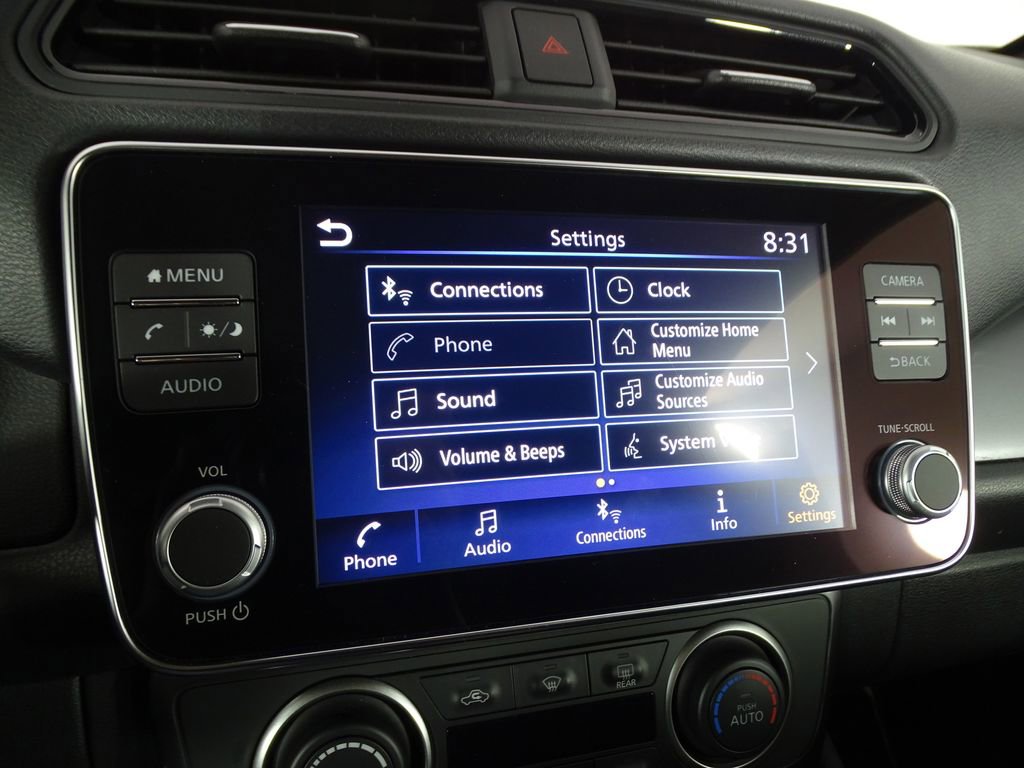 Used 2023 Nissan Leaf S image 36