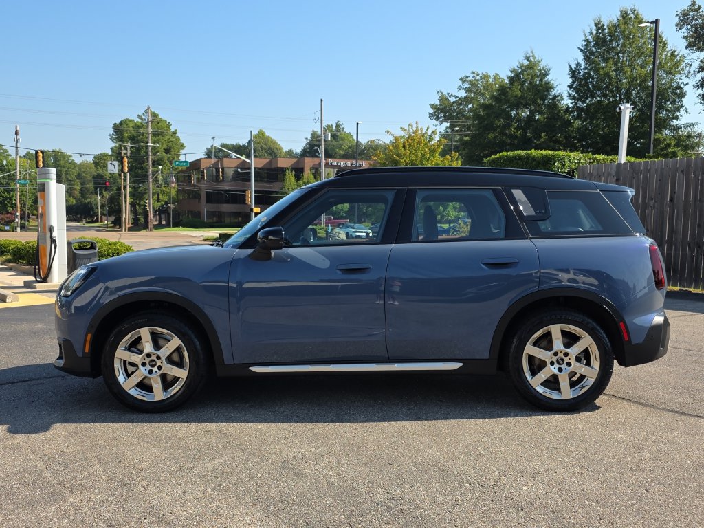 Used 2025 MINI Cooper Countryman S AWD/4WD image 2
