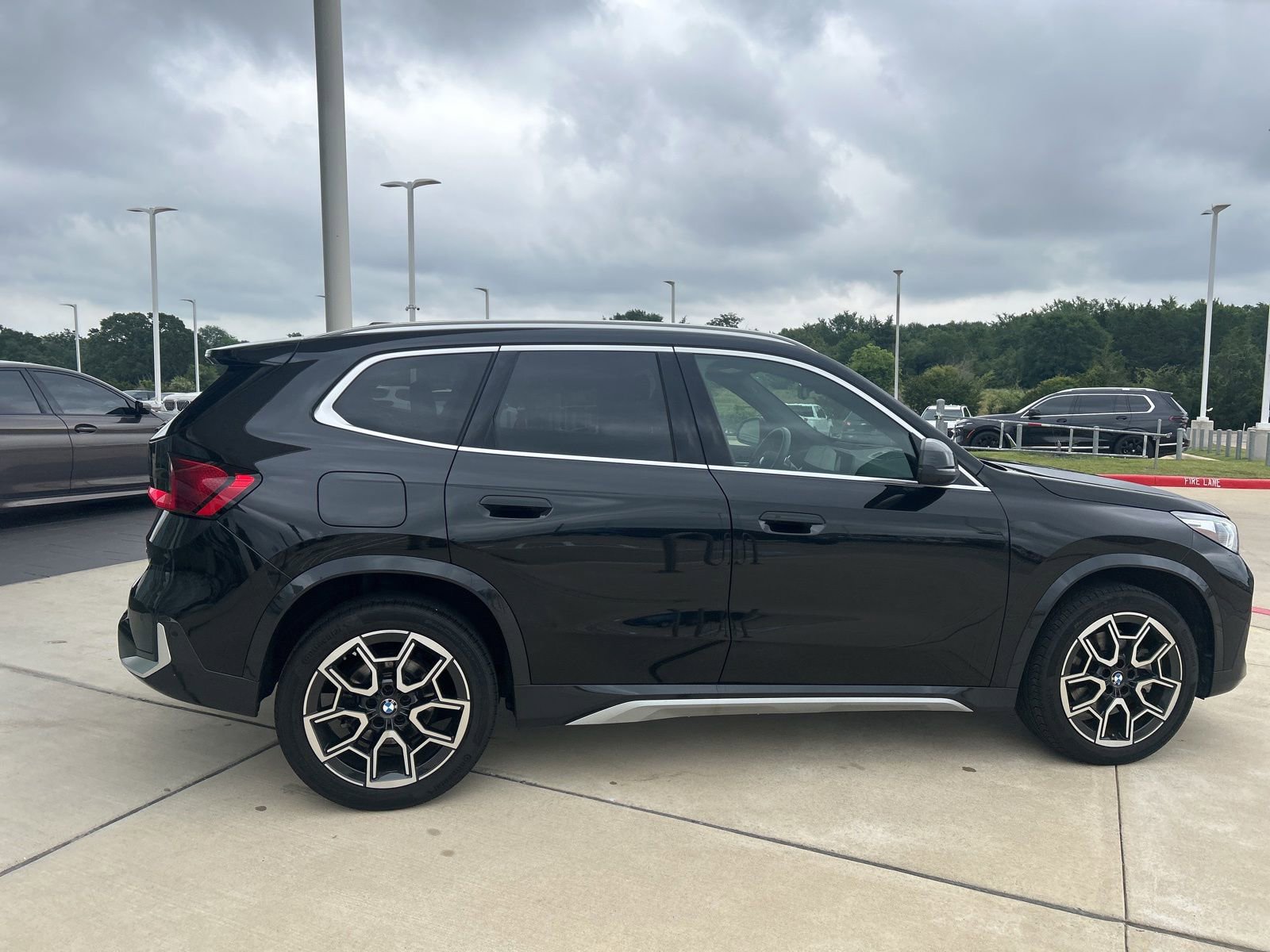 Certified 2025 BMW X1 xDrive28i AWD/4WD image 9