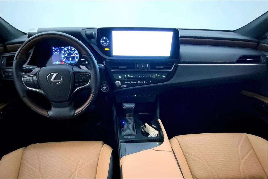 Used 2025 Lexus ES 350 Ultra Luxury w/ Accessory Package (Z2) FWD image 16