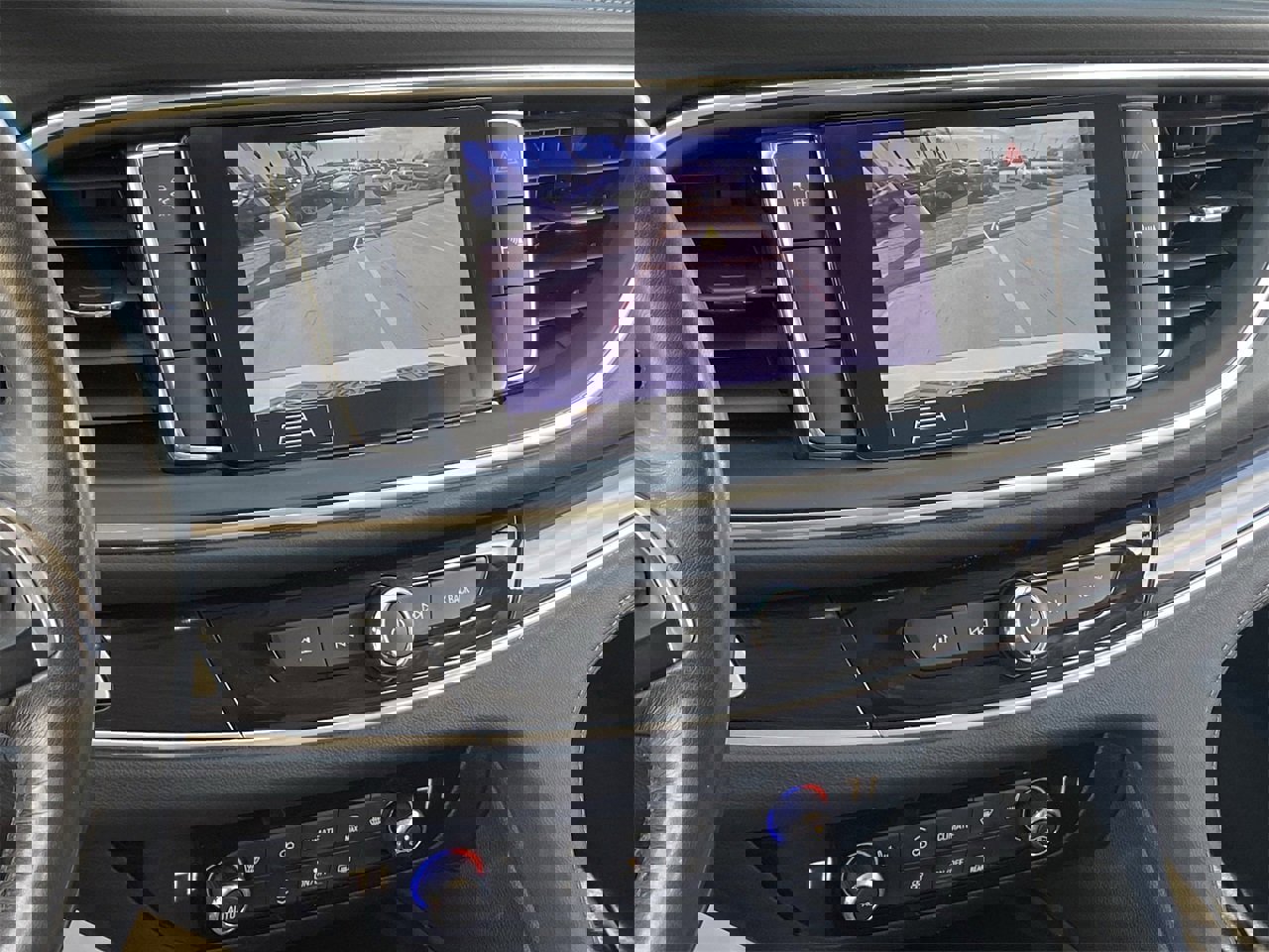 Used 2020 Buick Enclave Essence w/ Sound and Sites Package image 27