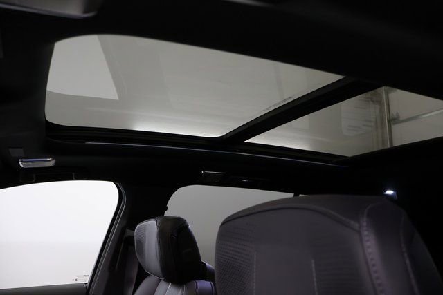 New 2026 Cadillac Vistiq Sport image 11