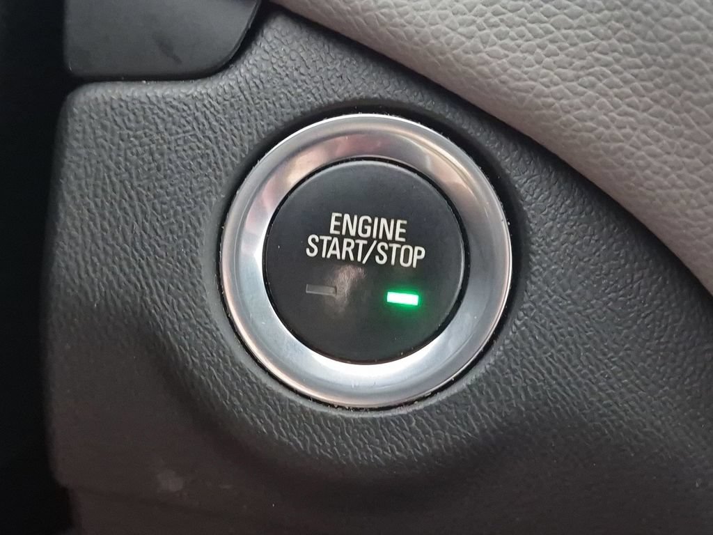 Used 2022 Chevrolet Equinox LT FWD image 28