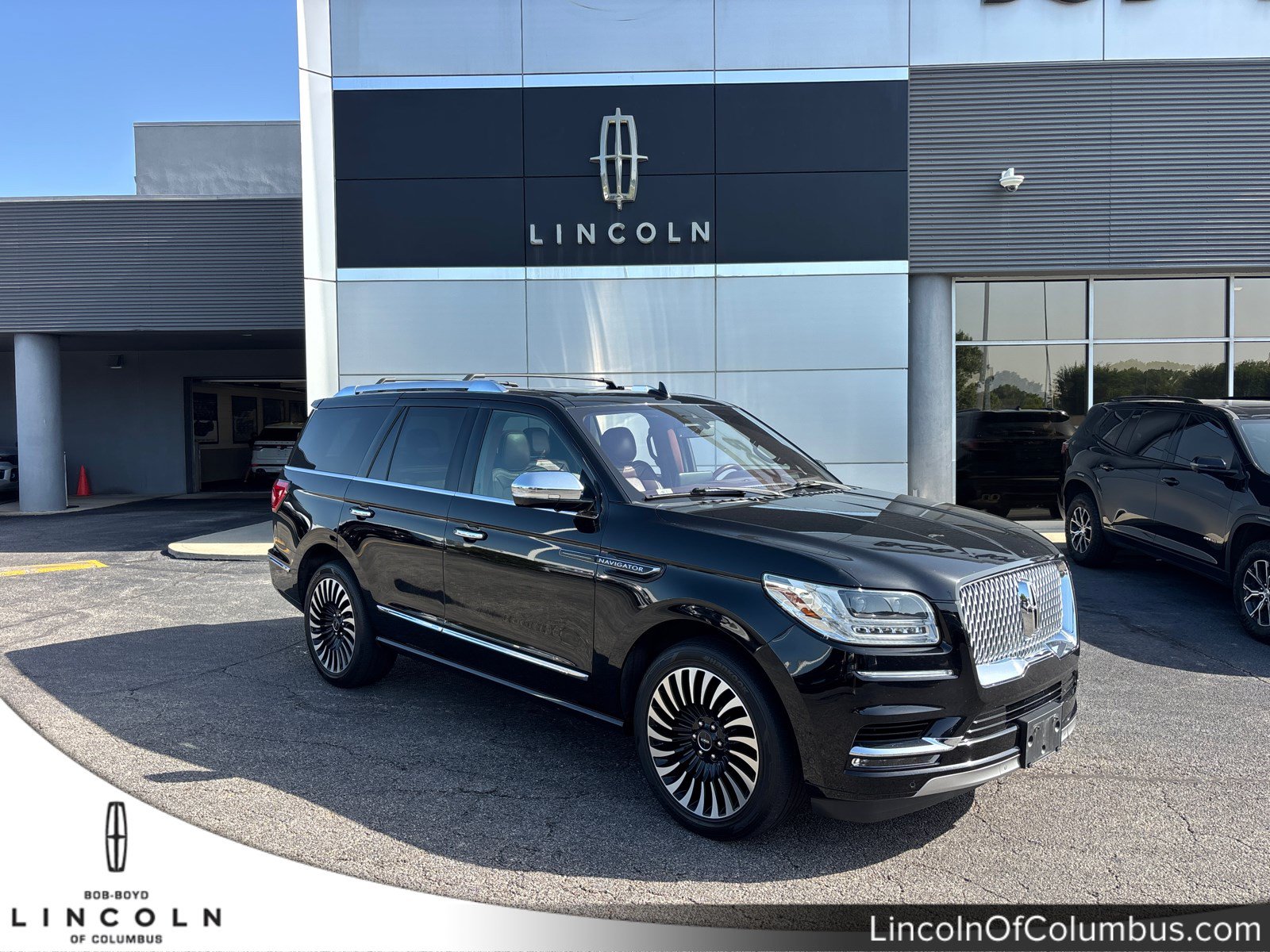 Used 2018 Lincoln Navigator Black Label w/ Cargo Package AWD/4WD video 1