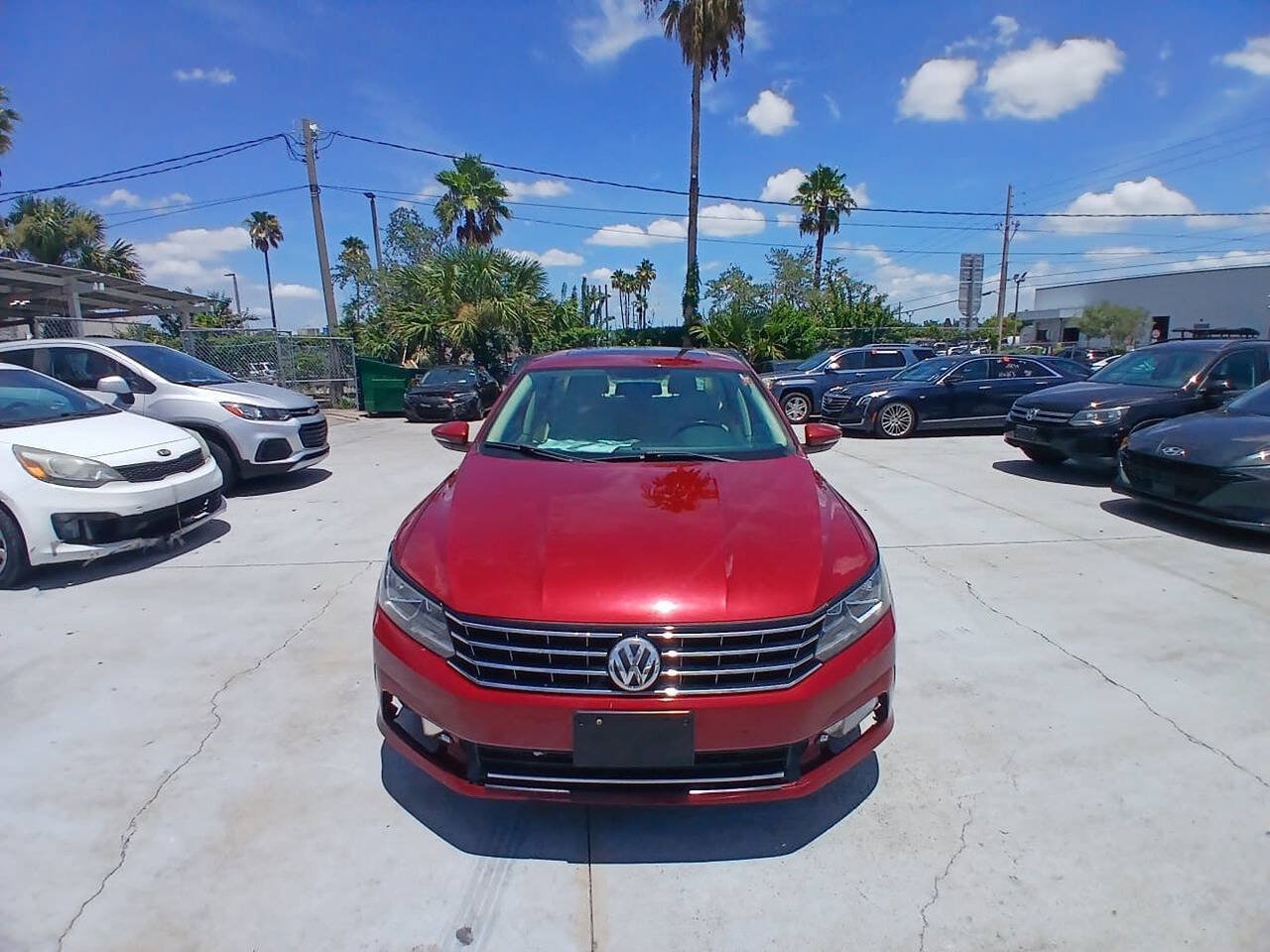 Used 2017 Volkswagen Passat 1.8T SE FWD image 1
