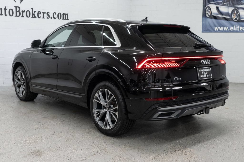 Used 2023 Audi Q8 Premium Plus AWD/4WD image 6