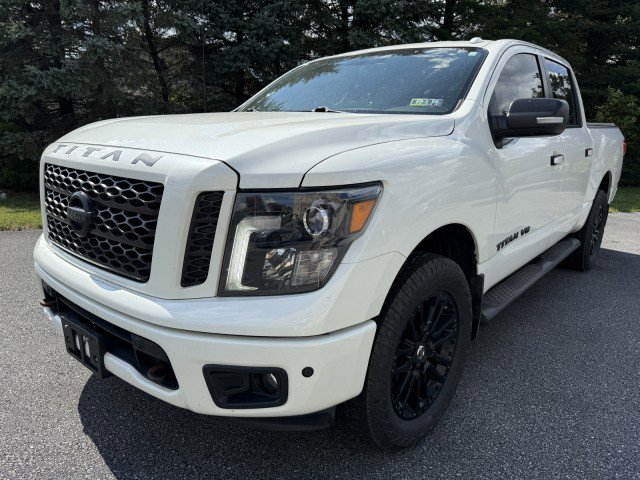 Used 2018 Nissan Titan SL w/ Midnight Edition image 2