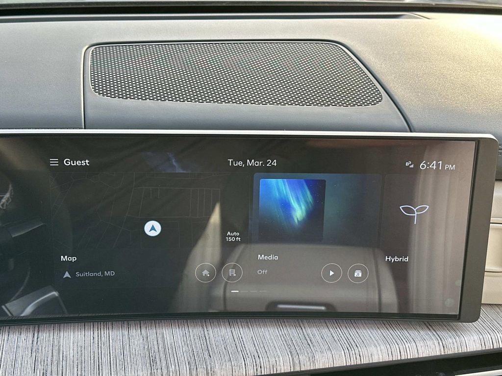 Used 2025 Hyundai Santa Fe Calligraphy image 10