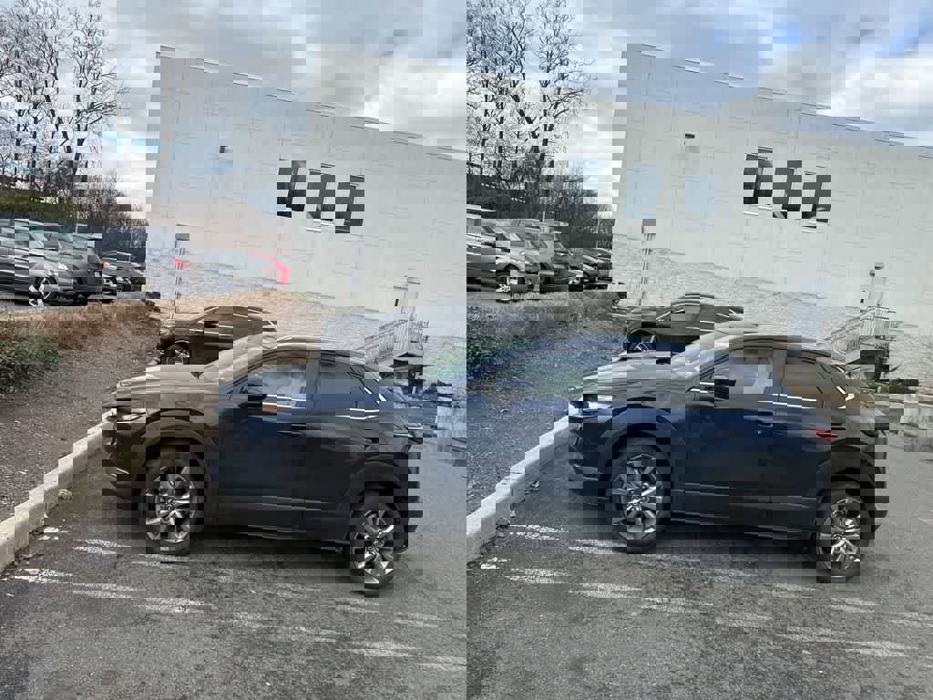 Used 2023 MAZDA CX-30 AWD 2.5 S w/ Select Package image 4