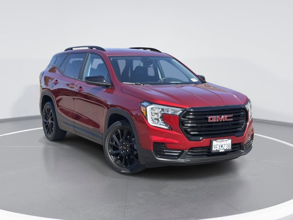 Used 2023 GMC Terrain SLE w/ Elevation Edition