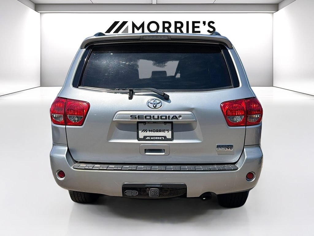 Used 2016 Toyota Sequoia SR5 AWD/4WD image 6