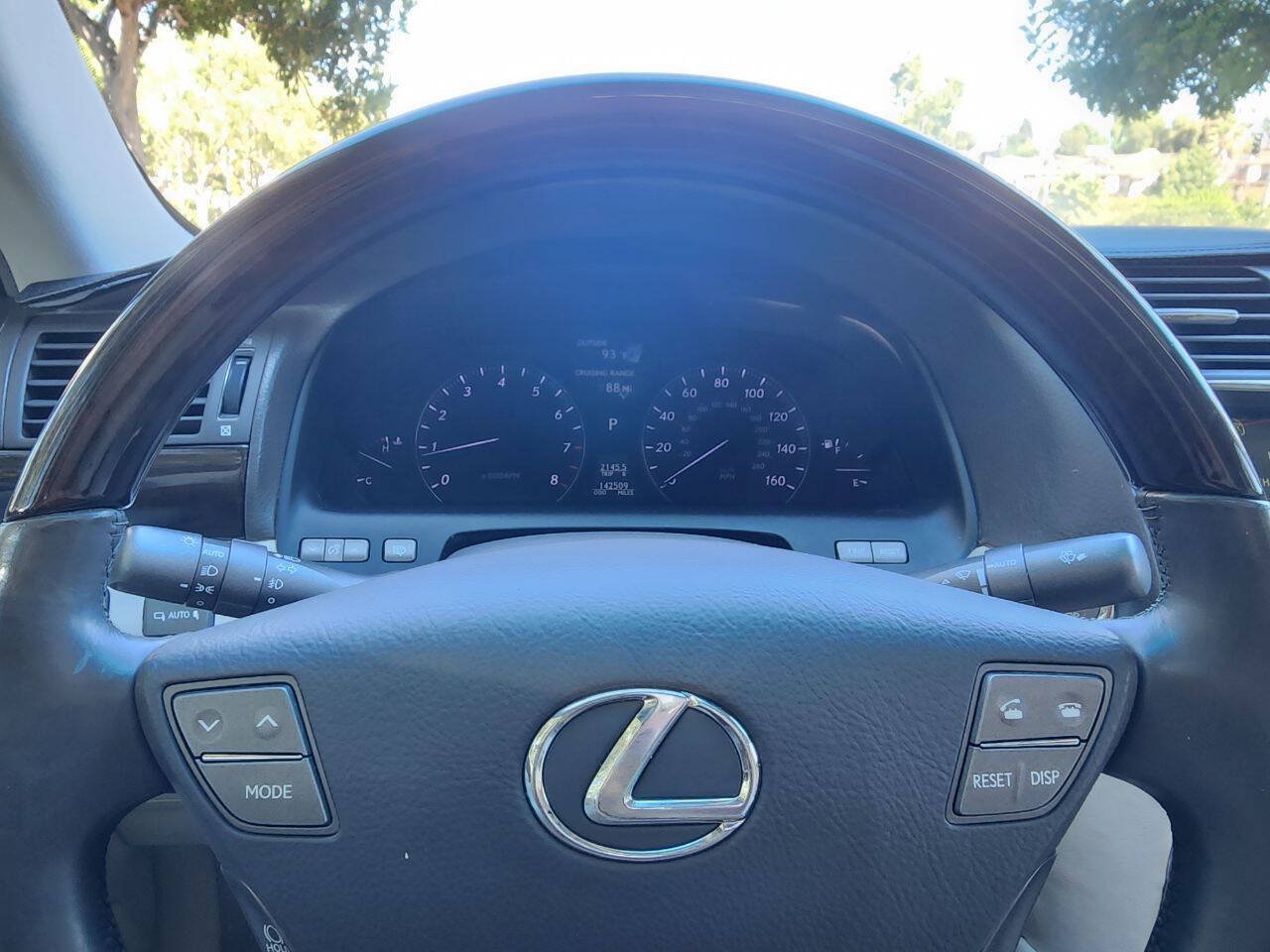 Used 2009 Lexus LS 460 RWD image 39