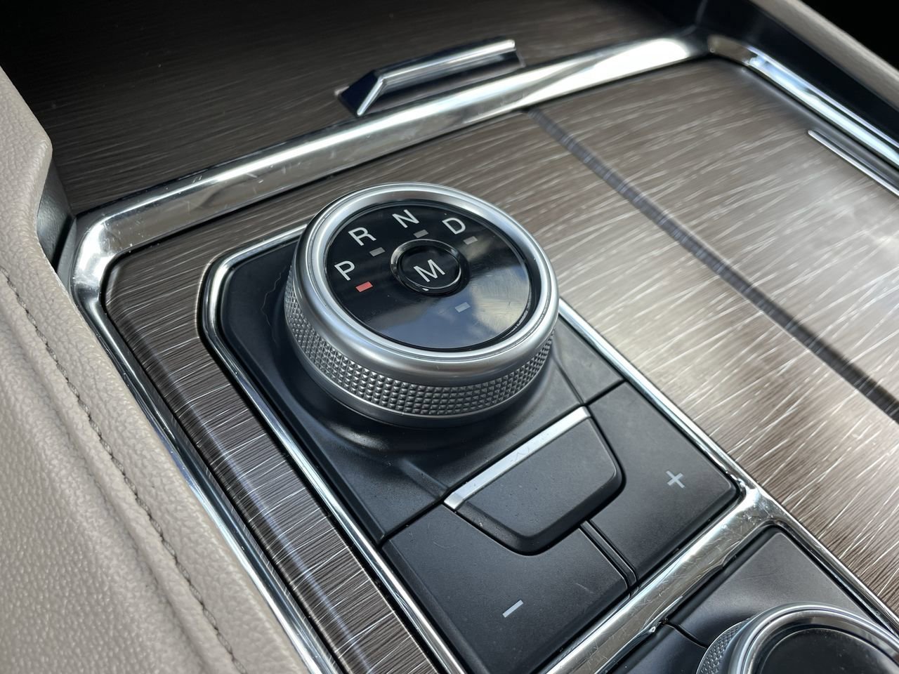 Used 2024 Ford Expedition Max Limited image 29