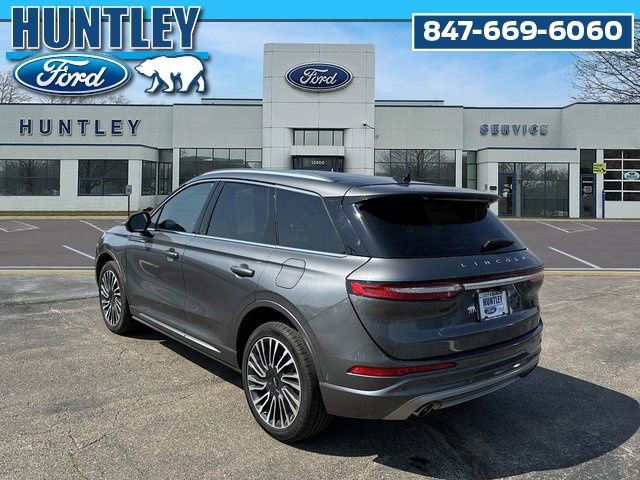 Used 2022 Lincoln Corsair Reserve w/ Equipment Group 201A image 6