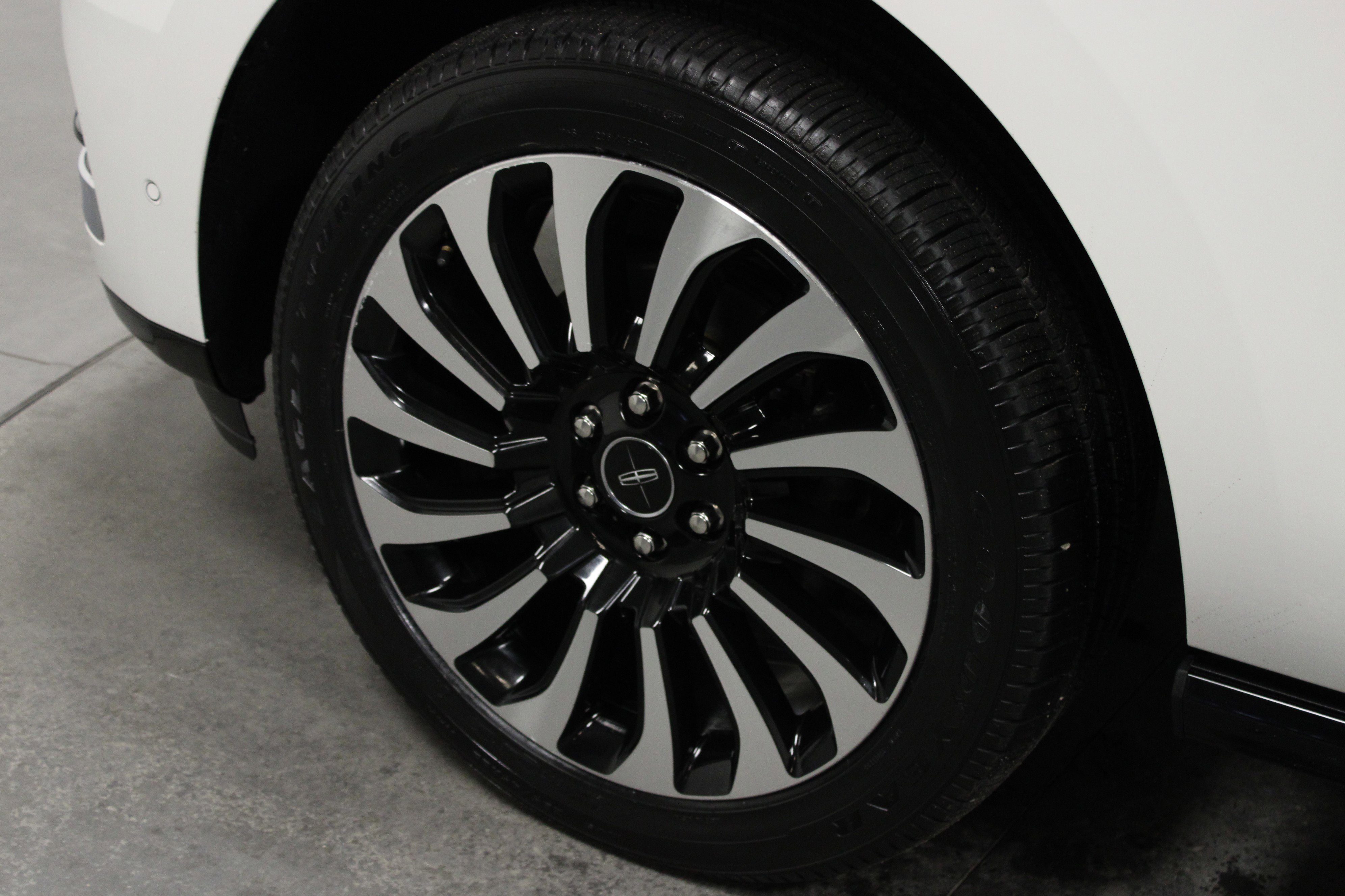 Used 2022 Lincoln Navigator L Black Label image 10