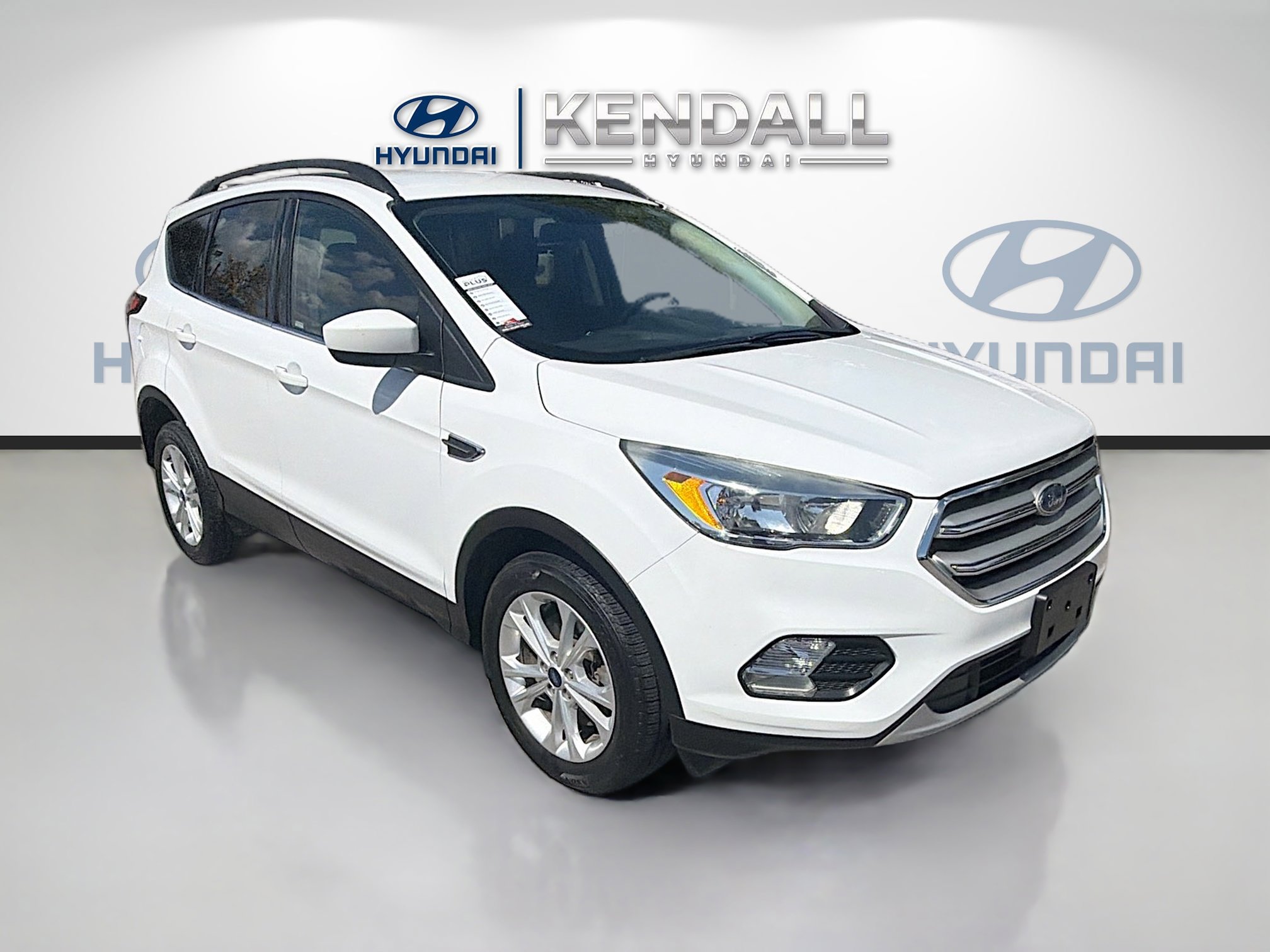 Used 2018 Ford Escape SE video 1