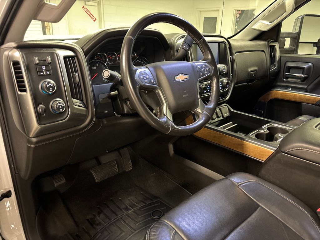 Used 2018 Chevrolet Silverado 3500 LTZ w/ Duramax Plus Package AWD/4WD image 27