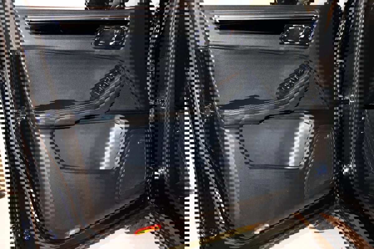 Used 2020 Porsche Macan image 39