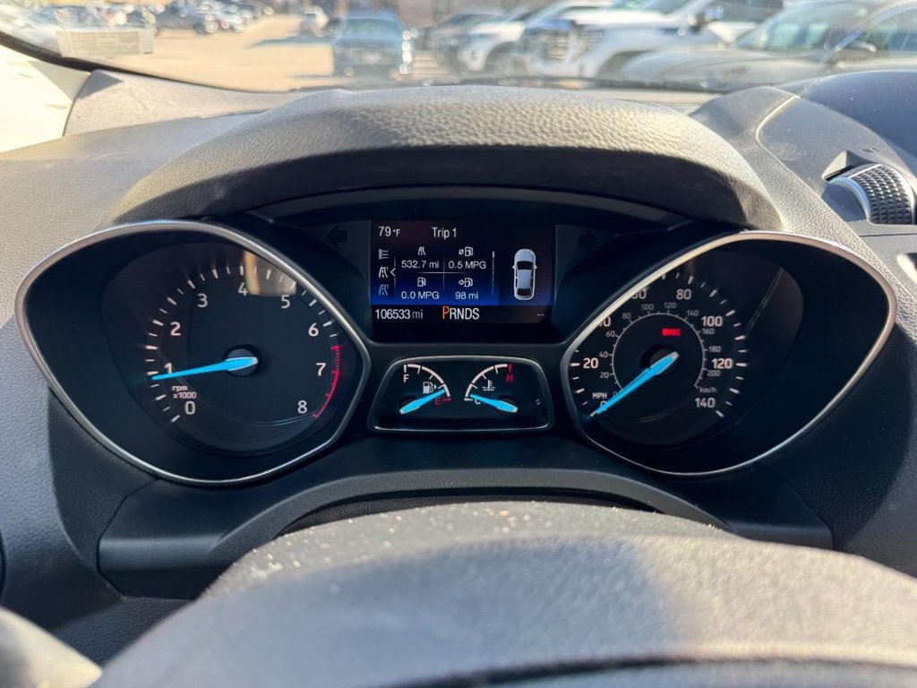 Used 2017 Ford Escape SE w/ Equipment Group 201A FWD image 22