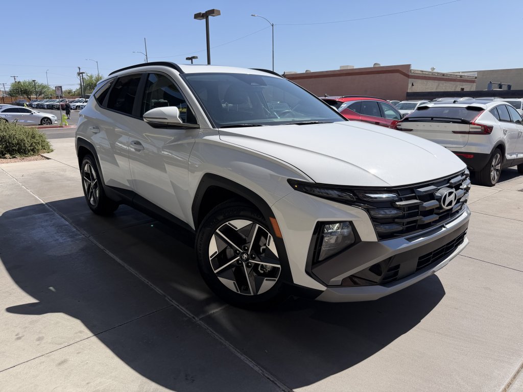 Used 2025 Hyundai Tucson SEL FWD image 6