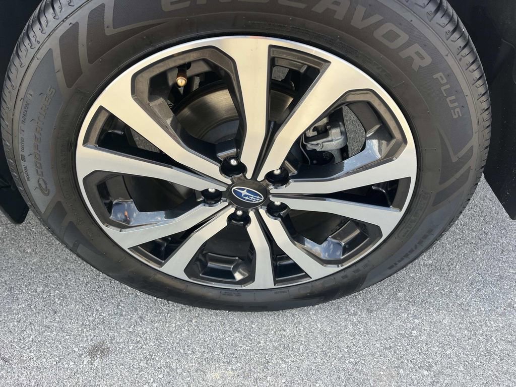 Used 2020 Subaru Forester Limited w/ Popular Package #3 image 12