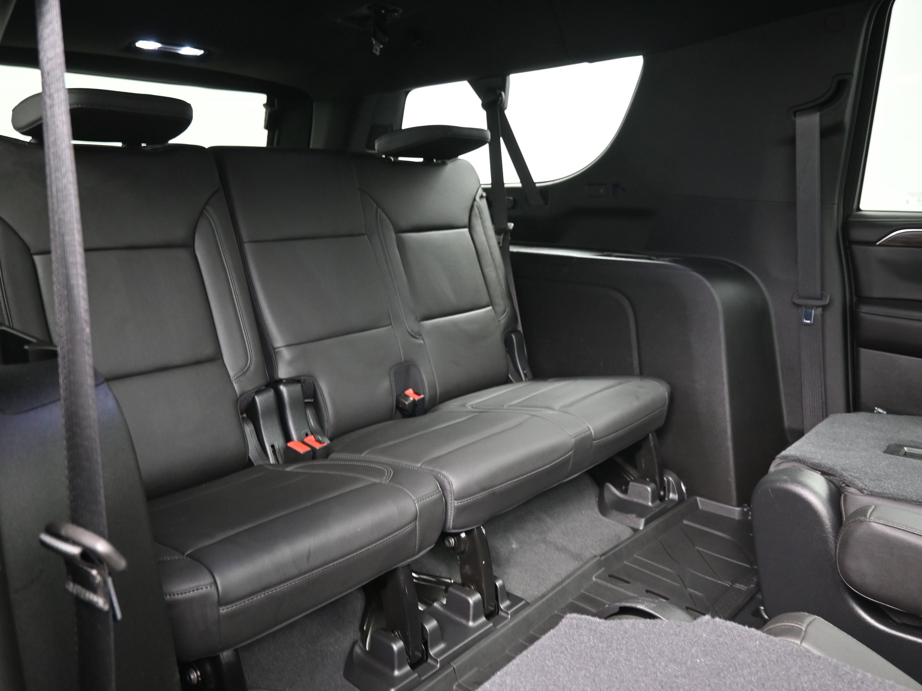 Used 2021 Chevrolet Suburban LT w/ LT Signature Package image 22